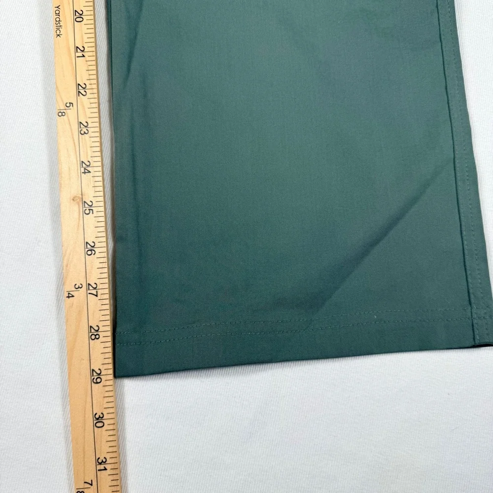 Med Works Epic Cargo Scrub Pants Large Short Olive Green Stretch 9500S